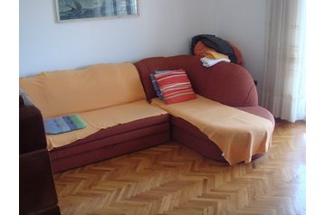 Kroatia Privát Okrug Gornji, Eksteriør